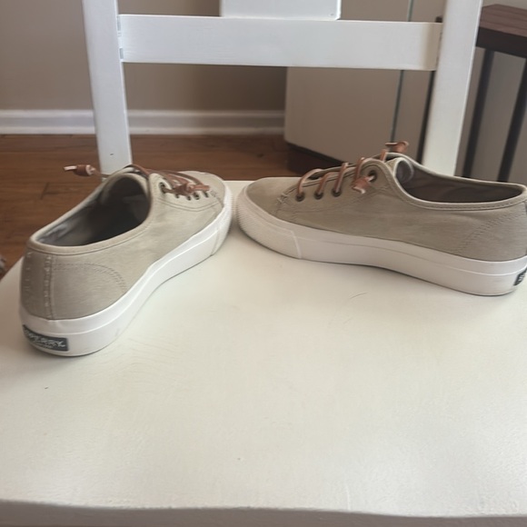Sperry Beige Canvas Shoes with White Soles - Picture 8 of 8
